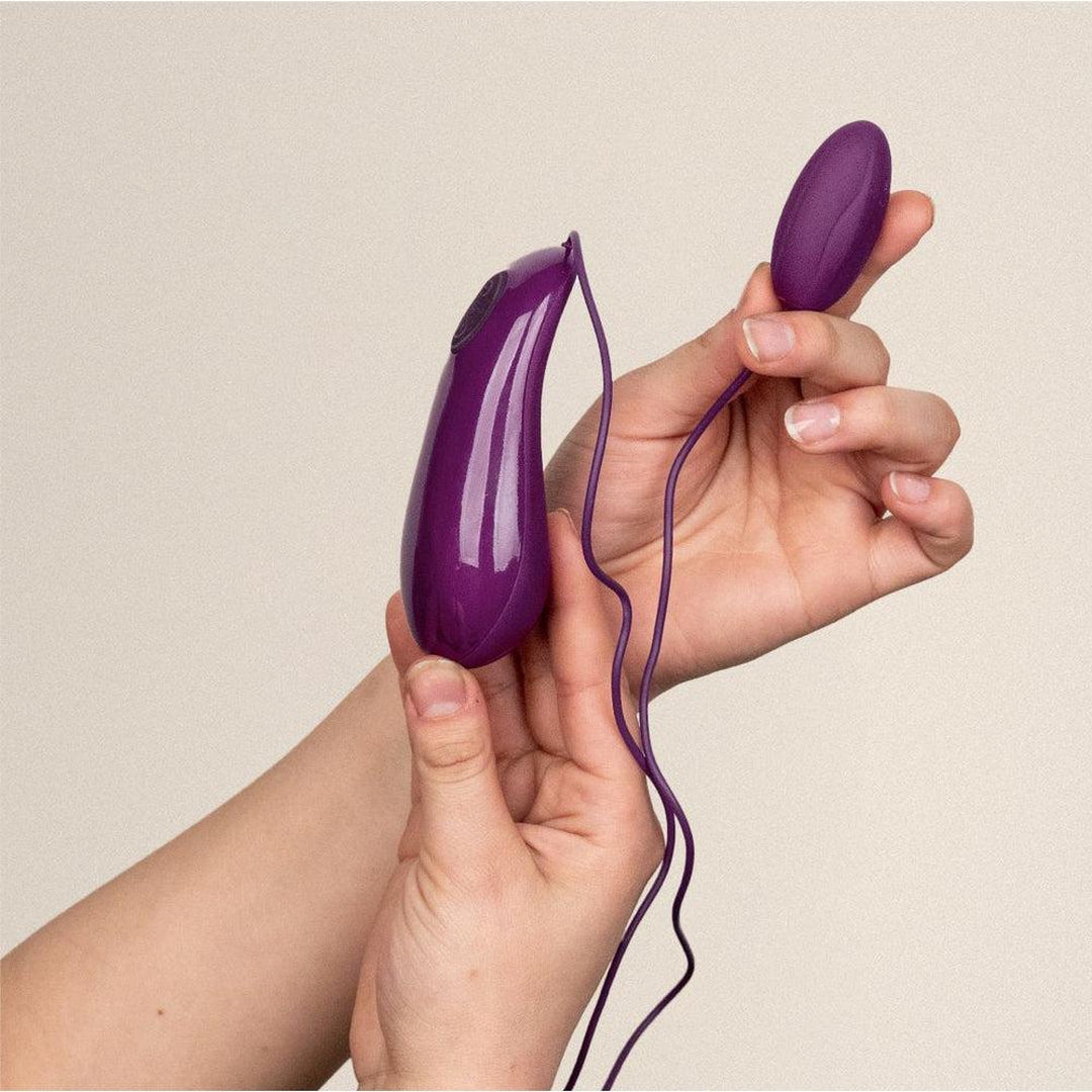 B Swish Bnaughty Deluxe Bullet Vibrator - Purple